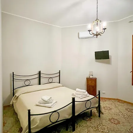Casa La Saletta Apartment Torrenova (Sicily)